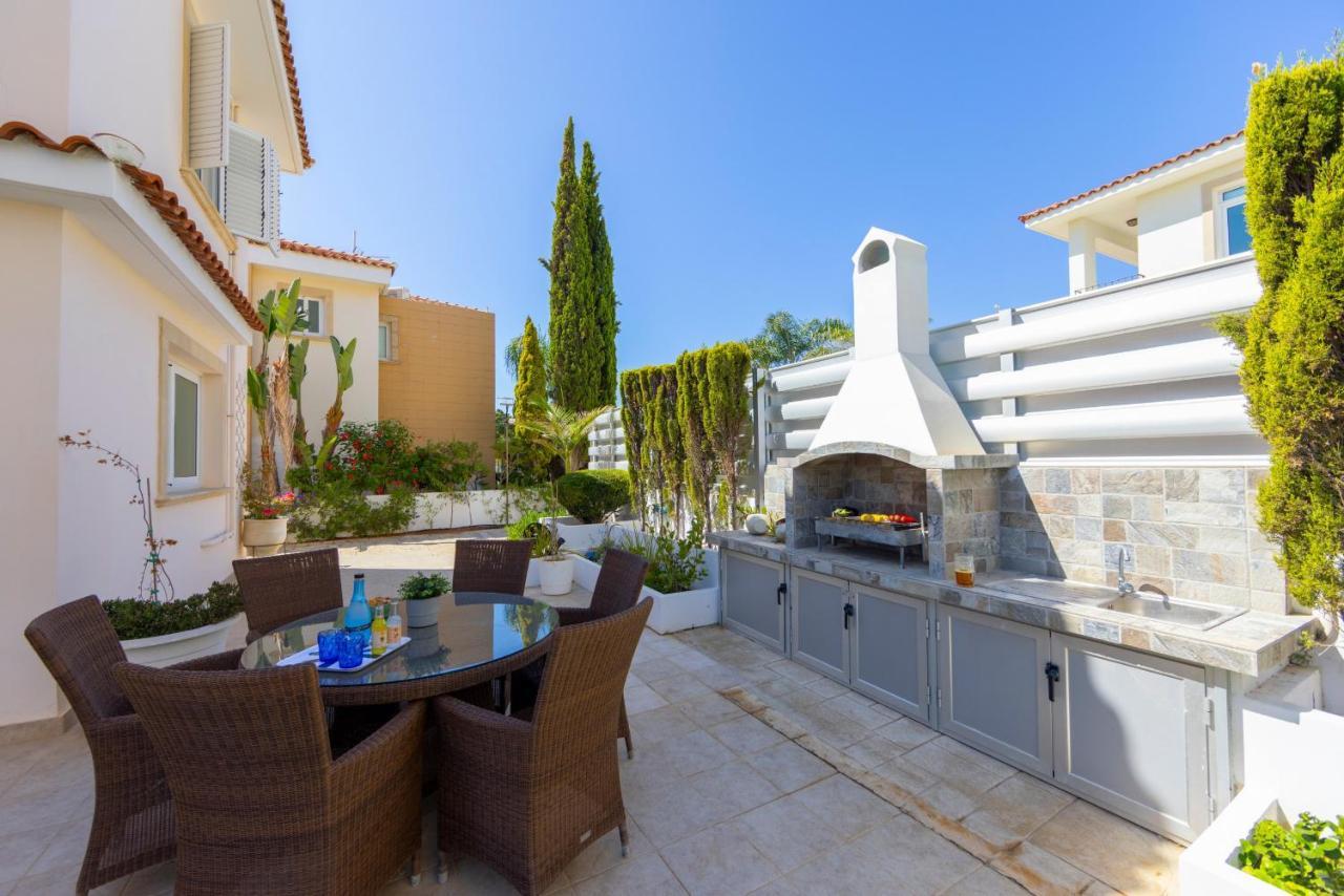 Protaras Sunrise Zen Seafront Villa المظهر الخارجي الصورة
